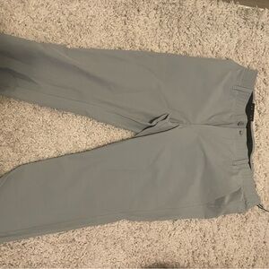 Men’s golf pants